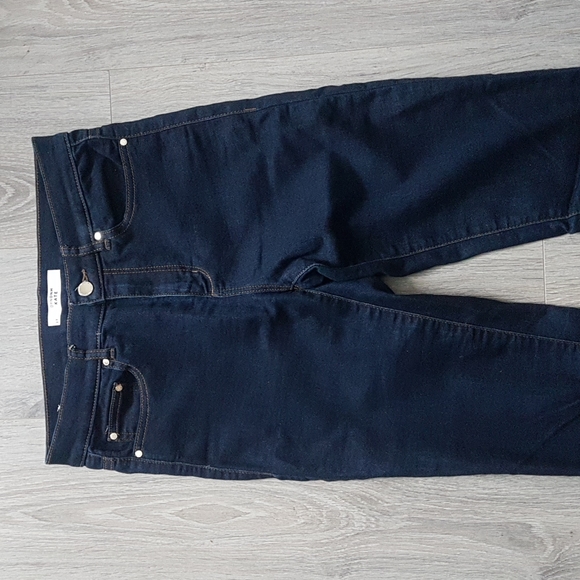 Highrise skinny jeans - Picture 2 of 5